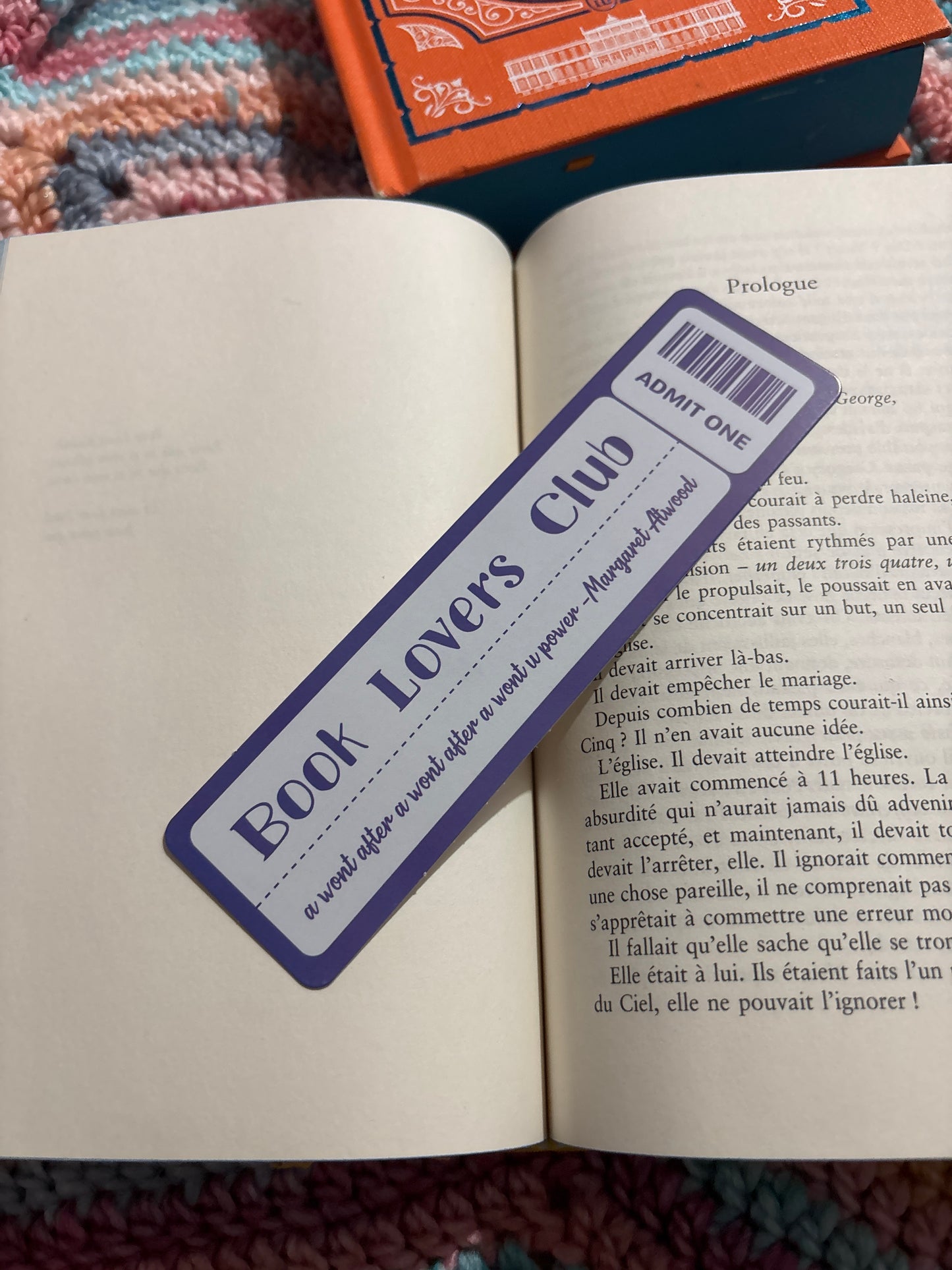 Book Lovers Club Blue