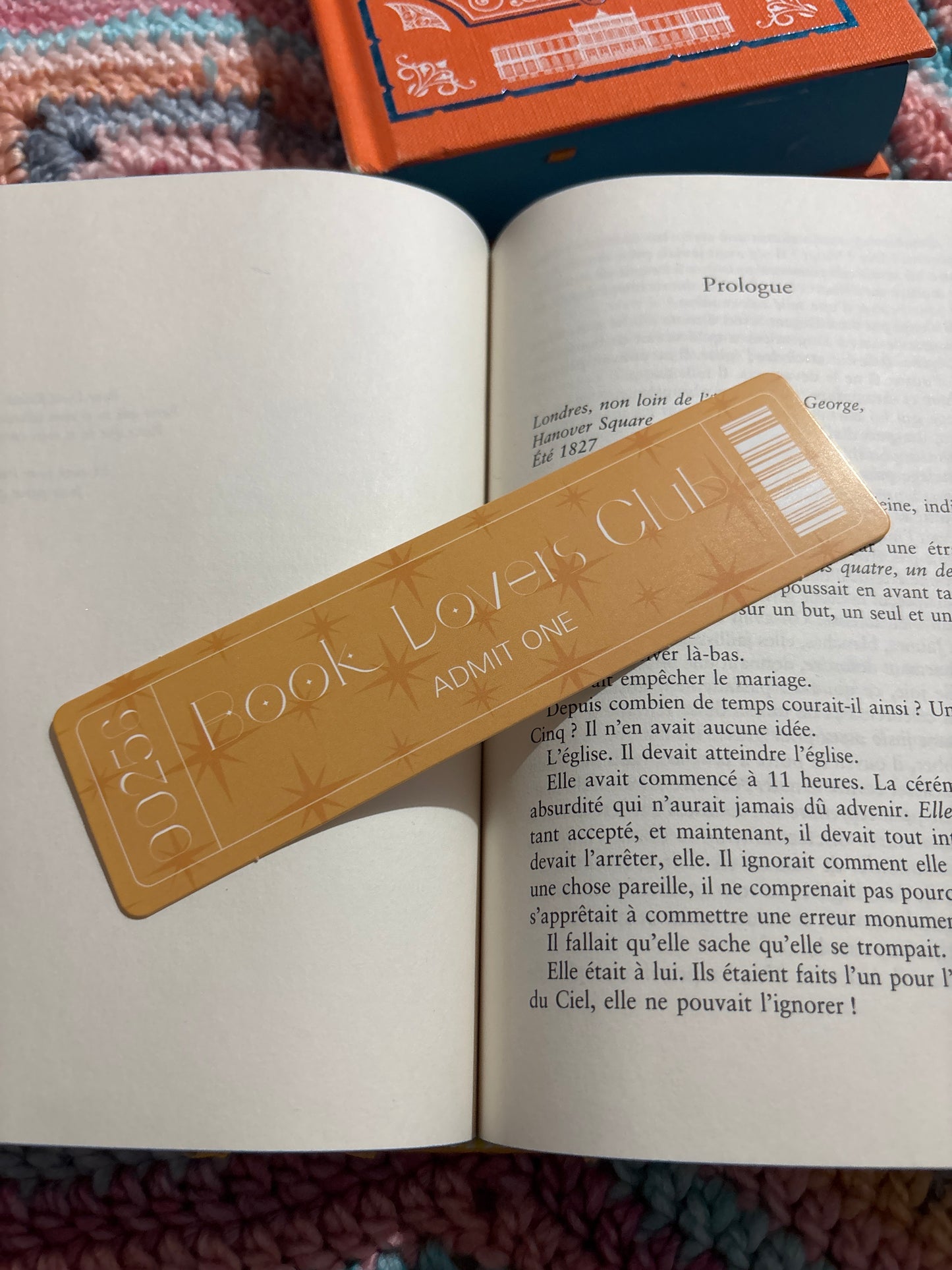 Book Lovers Club Orange